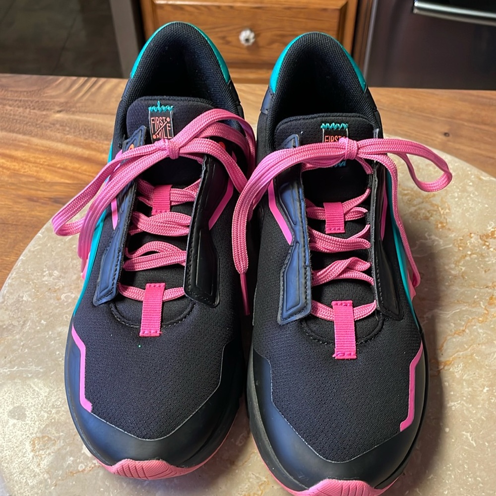 Puma First Mile Sneakers size 7 women’s